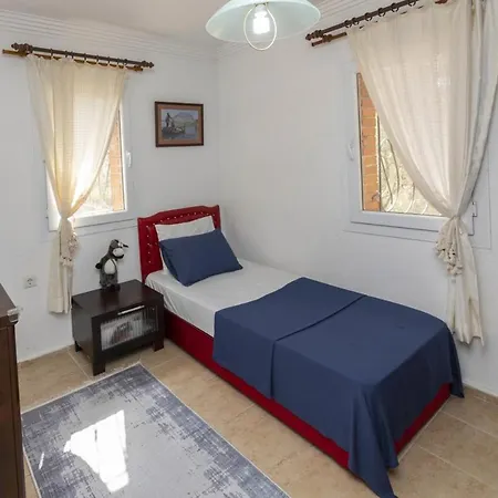 Splendid Surrounded By Nature Near Milas-bodrum Airport ヴィラ *
